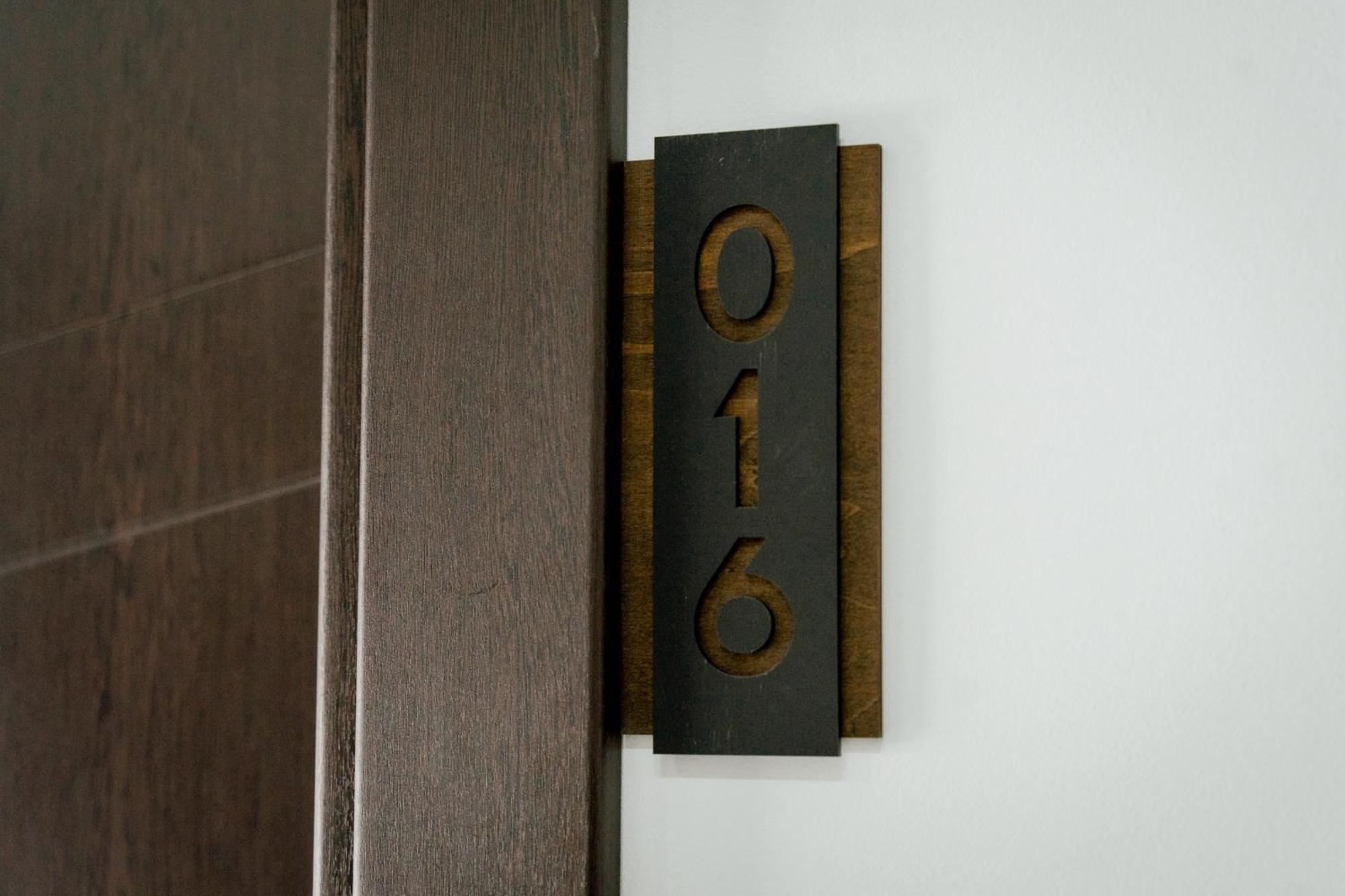 Lamede Self Check-In Otel Wiener Neustadt Dış mekan fotoğraf