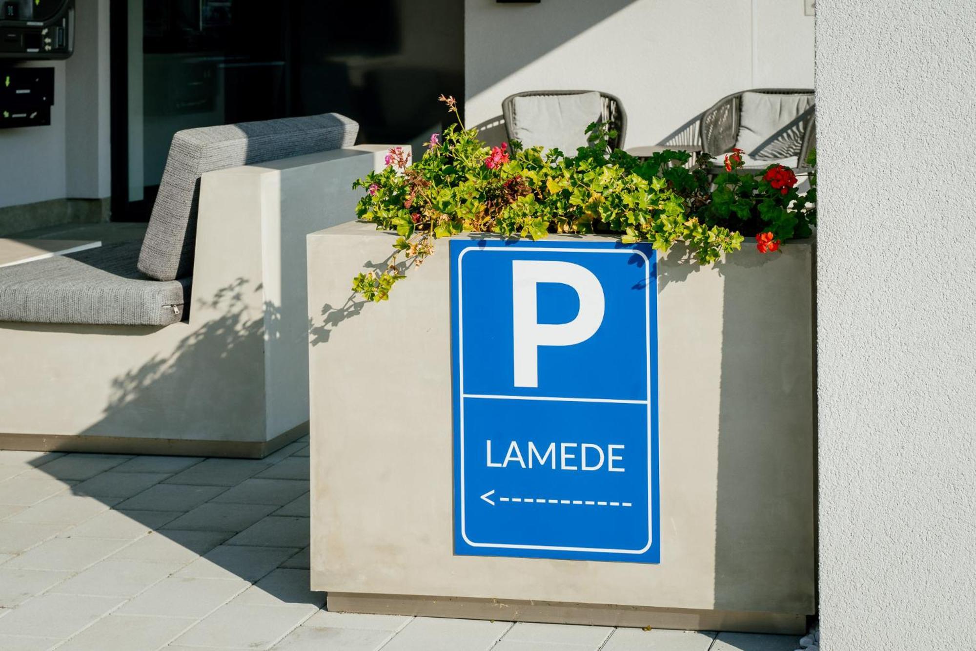 Lamede Self Check-In Otel Wiener Neustadt Dış mekan fotoğraf